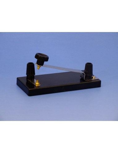 Intrerupator cu placa de baza si borne