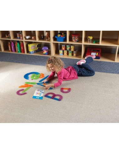 Sa construim alfabetul