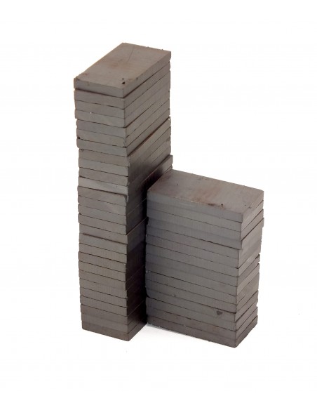 Magnet paralelipipedic