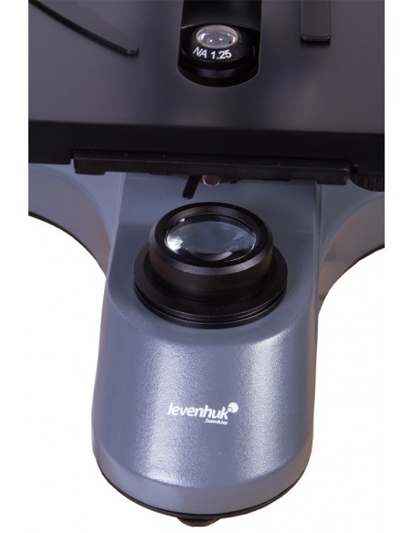 Microscop monocular Levenhuk 700M Microscop monocular Levenhuk 700M