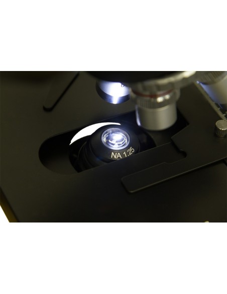 Microscop monocular Levenhuk 700M Microscop monocular Levenhuk 700M