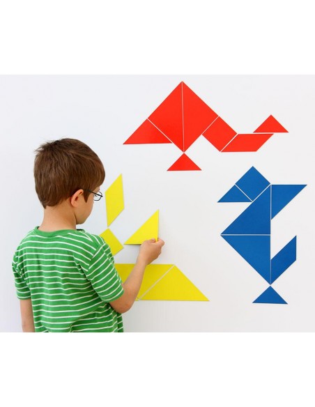 Set Tangram 4 culori, 28 piese Magnetice Set Tangram 4 culori, 28 piese Magnetice