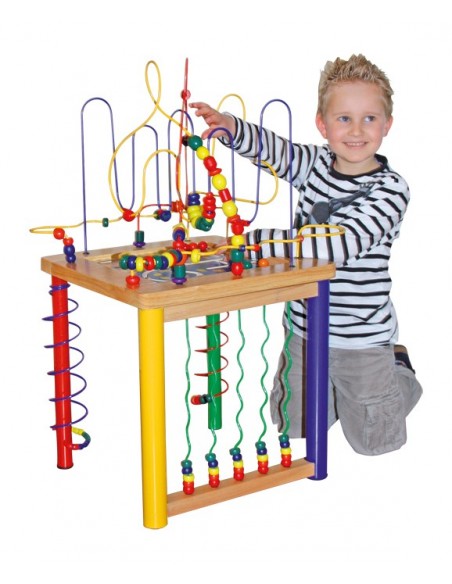 Urmareste traiectoria bilei