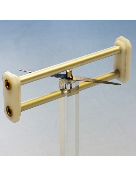 Dispozitiv pentru campul magnetic al conductorului linear Dispozitiv pentru campul magnetic al conductorului linear