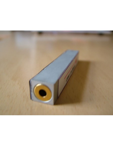 Sursa lumina laser, o singura raza